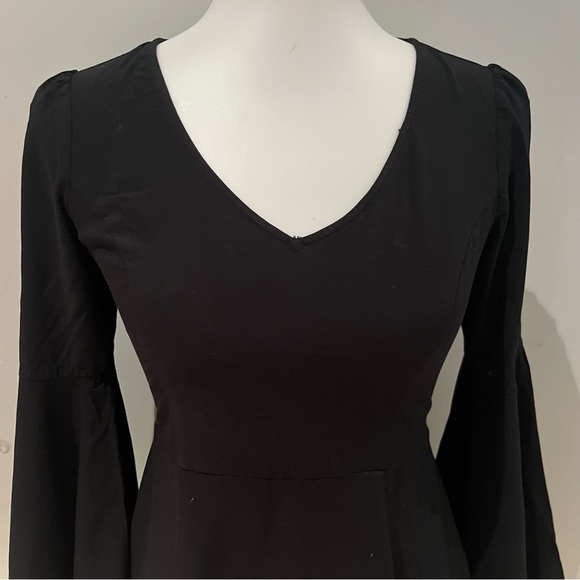 Express | Bell sleeve Dress - Picture 3 of 6